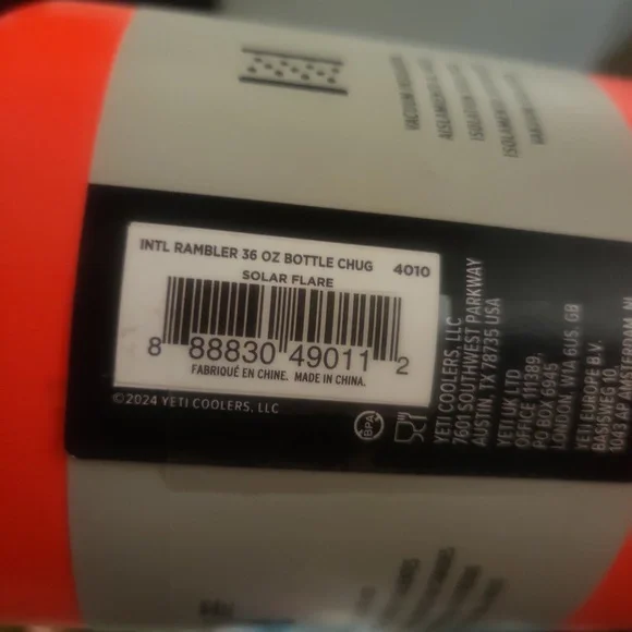 YETI Rambler 36 oz Bright Orange Bottle - Picture 2 of 2
